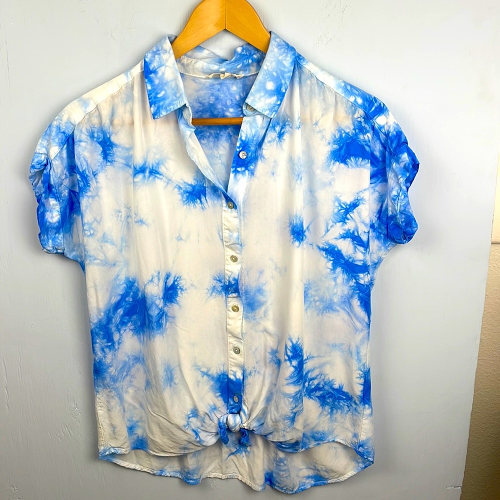 Jane & Delaney tie dyed shirt.